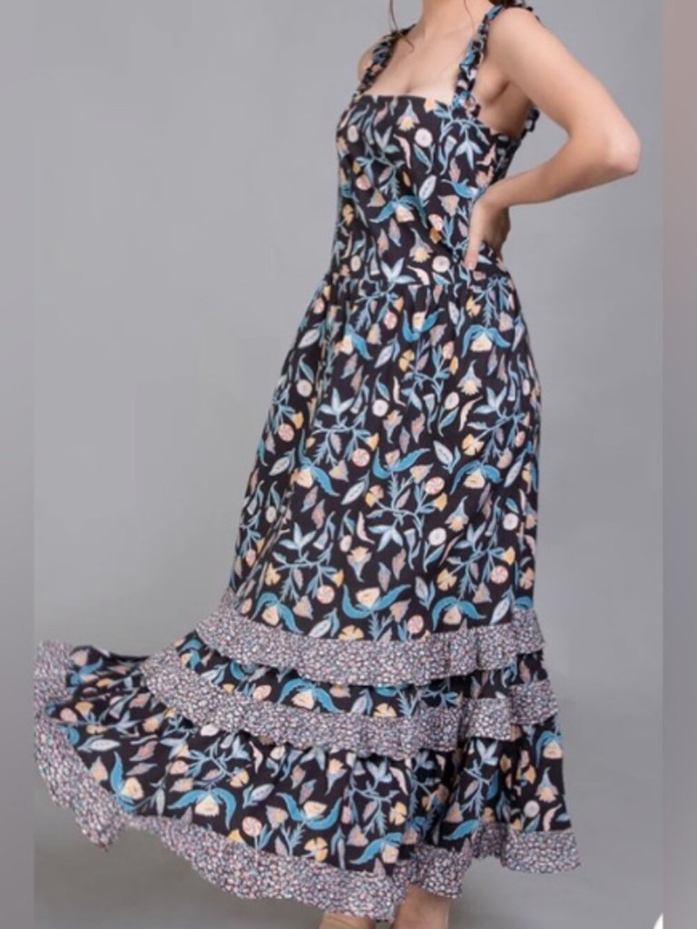 Universal Thread Floral Ruffle Strap Maxi Dress in Navy and Pastel Size Medium
